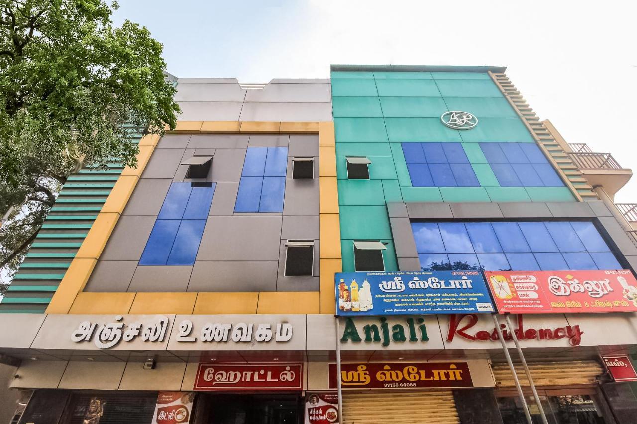 Oyo 70841 Hotel Anjali Residency Velur Esterno foto